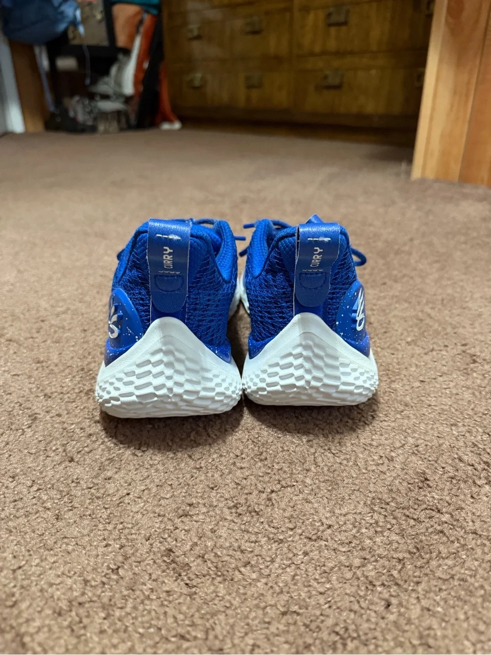 Curry comfortable royal